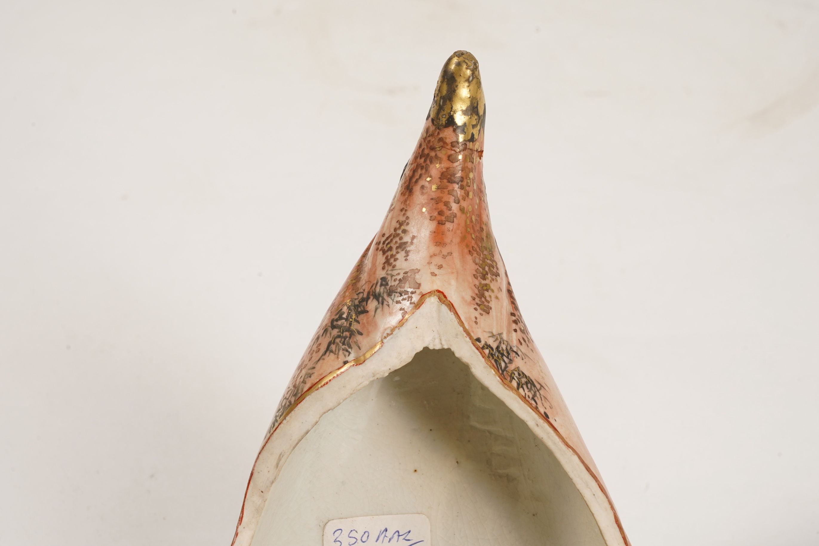 An unusual Japanese Kutani shell shaped vessel, 19th century